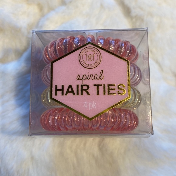 Cosmetic Bundle - Picture 6 of 13